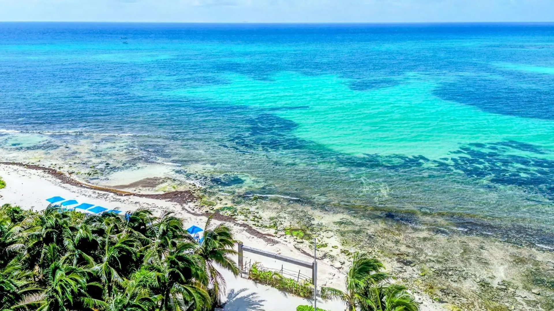 A2 Romantic Beachside Escape Capri Theme Memory Foam King Bed Kitchen Ac Playa del Carmen 0*,  Mexiko